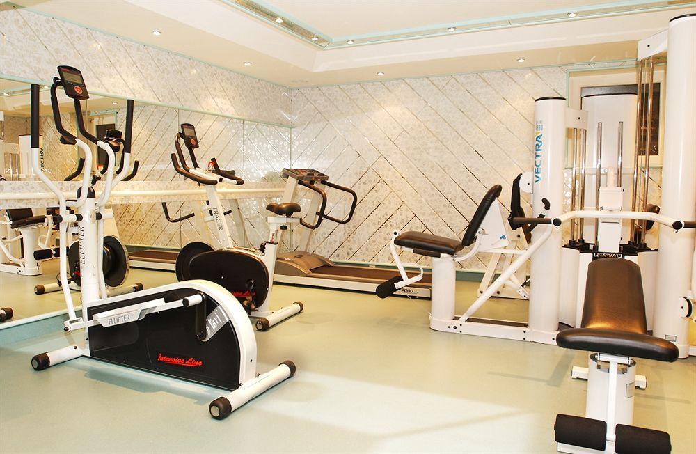 Flair Hotel Adlerbad Bad Peterstal-Griesbach Zewnętrze zdjęcie