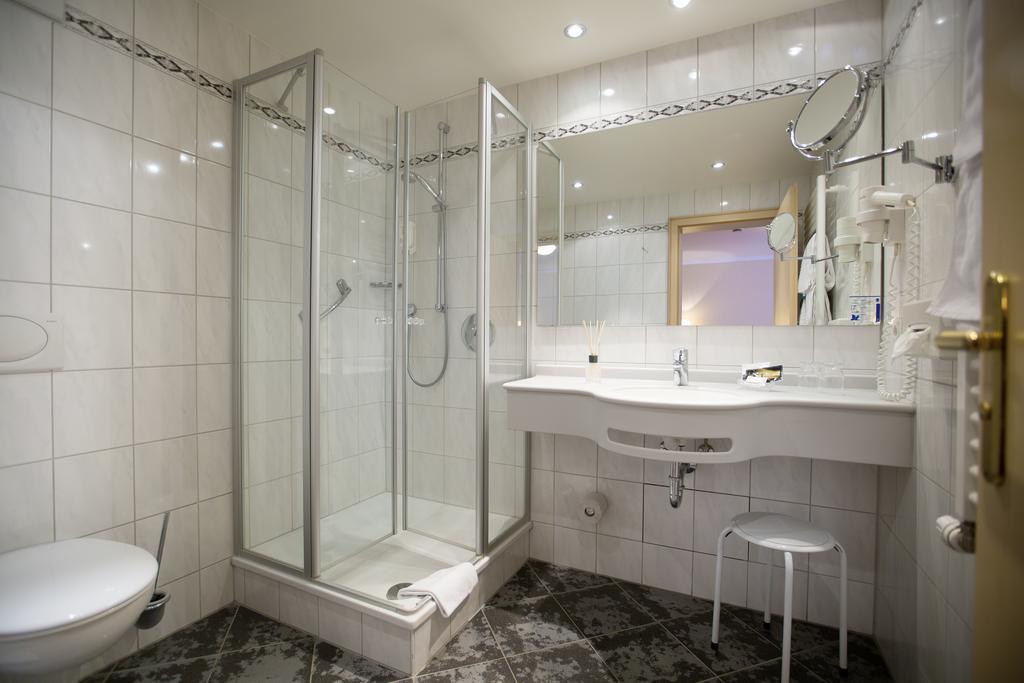 Flair Hotel Adlerbad Bad Peterstal-Griesbach Zewnętrze zdjęcie