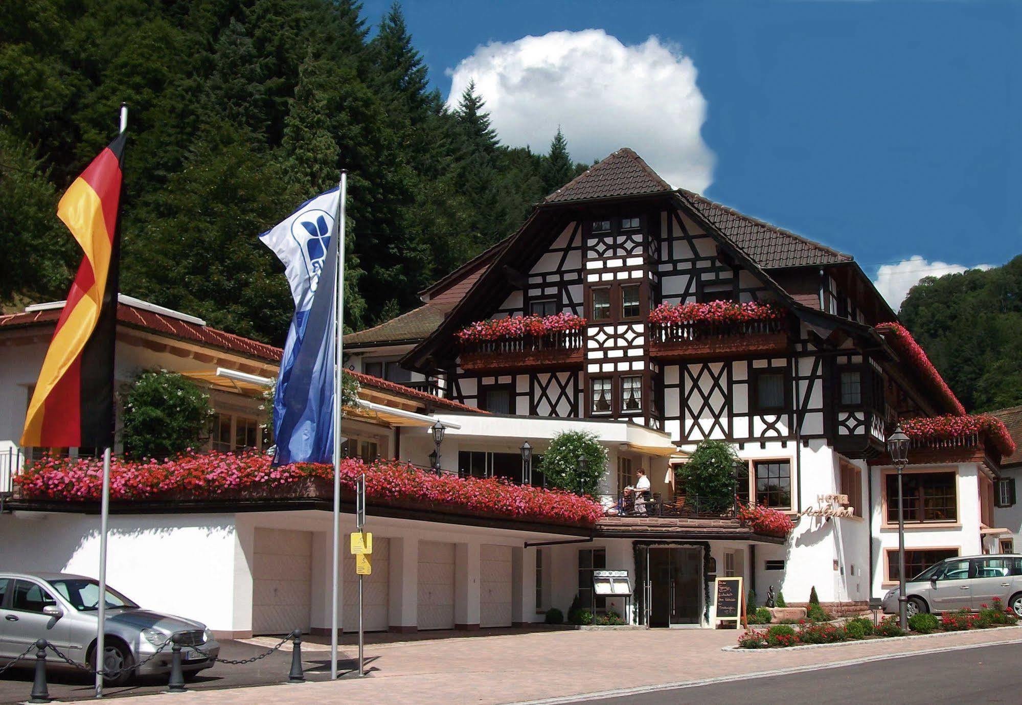 Flair Hotel Adlerbad Bad Peterstal-Griesbach Zewnętrze zdjęcie